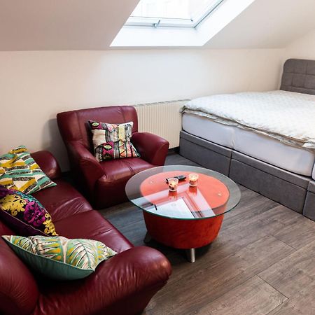 Apartamento Skyview Studio STP Sankt Poelten Exterior foto