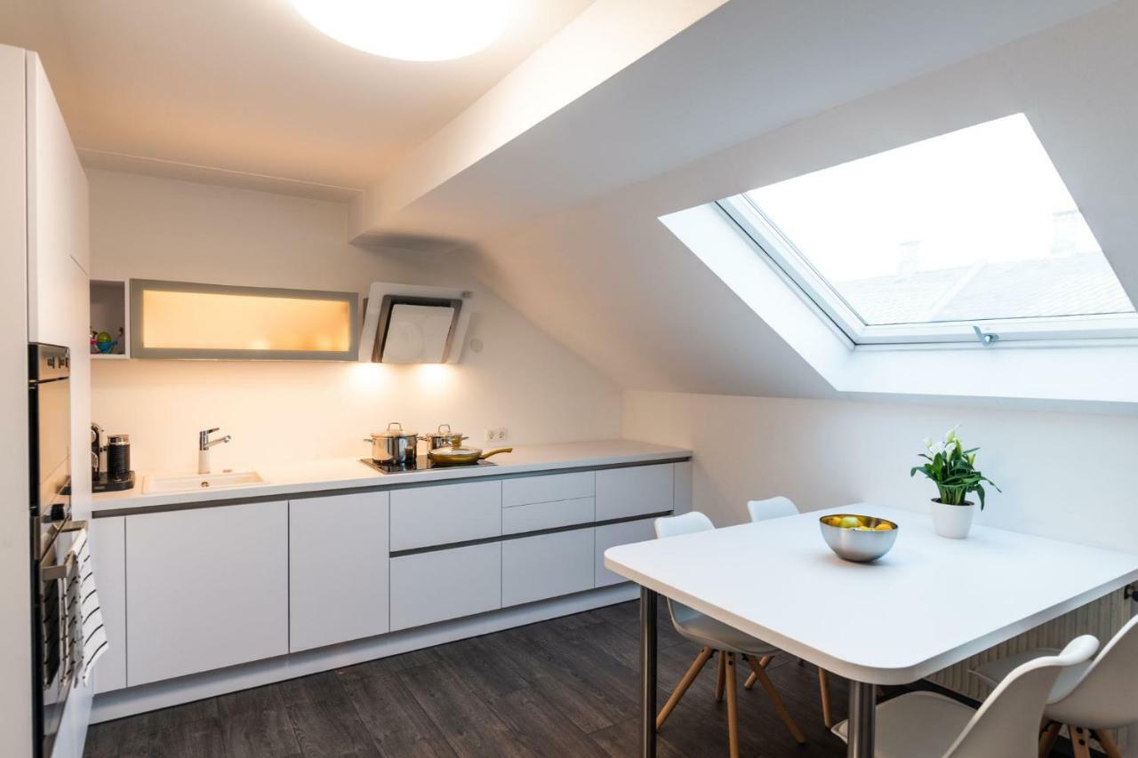 Apartamento Skyview Studio STP Sankt Poelten Exterior foto